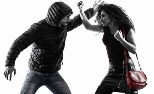 La mayoría de las mujeres se enfrentarán a amenazas que tienen una ventaja física en estas 3 áreas. Por lo tanto, Krav Maga es una respuesta efectiva a la violencia potencial, o activa, incluso cuando el atacante tiene esta ventaja física.